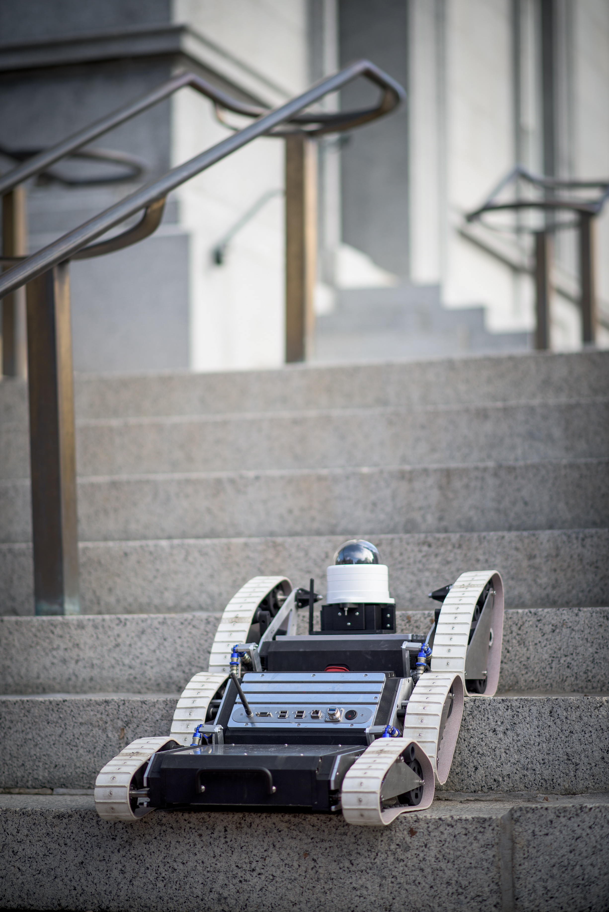 TeleTrak LE climbing stairs
